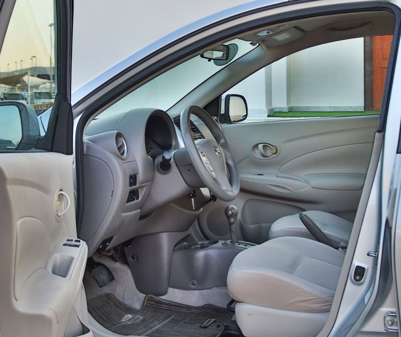 نيسان صني 2020 نيسان صني S (N18)، 4 د سيدان، 1.6 لتر 4 سلندر بنزين، أوتوماتيك، دفع أمامي