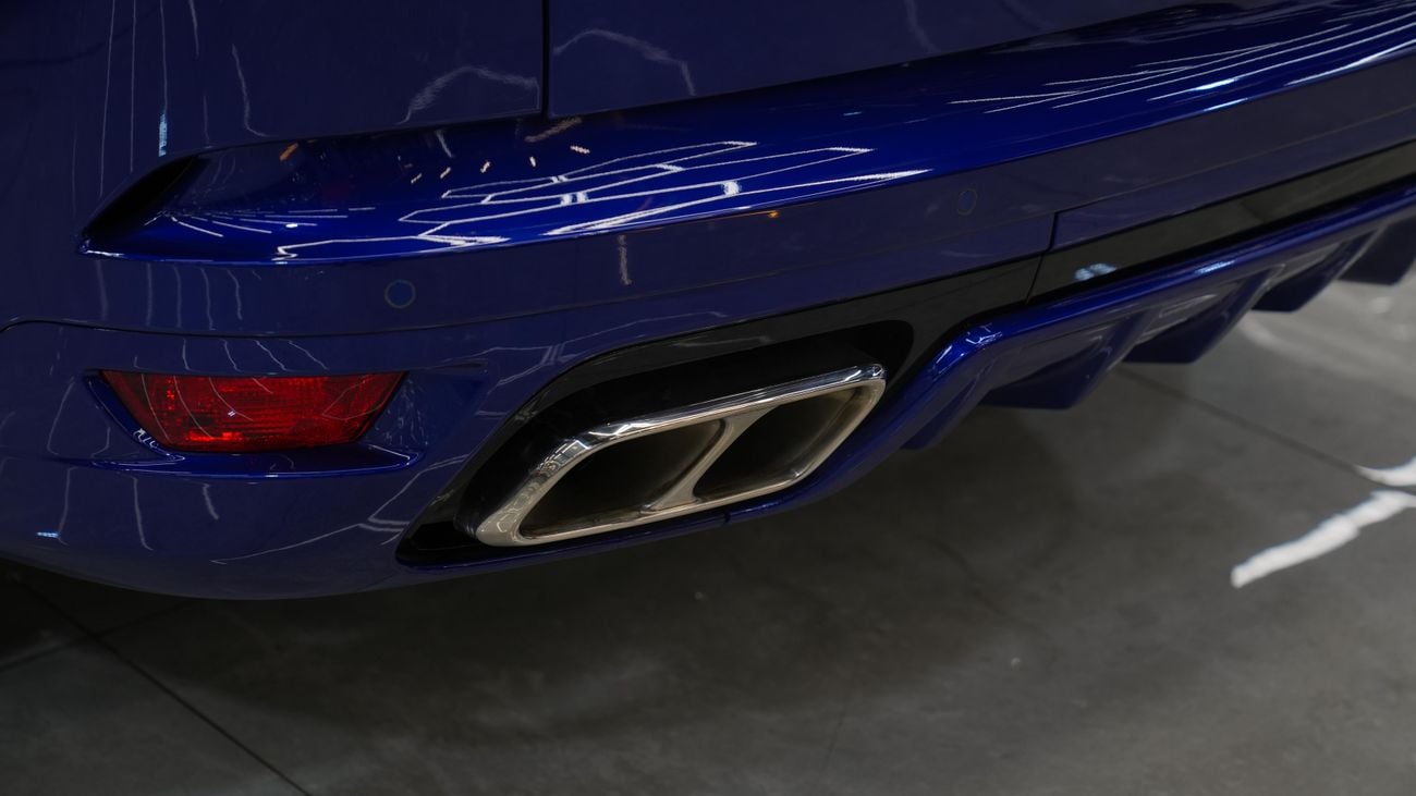 Land Rover Range Rover Sport SVR