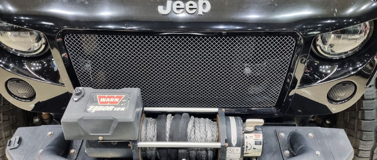 Jeep Wrangler JEEP WRANGLER SPORT 2013 IN VERY GOOD CONDITION WITH LOTS OF MODIFICATION