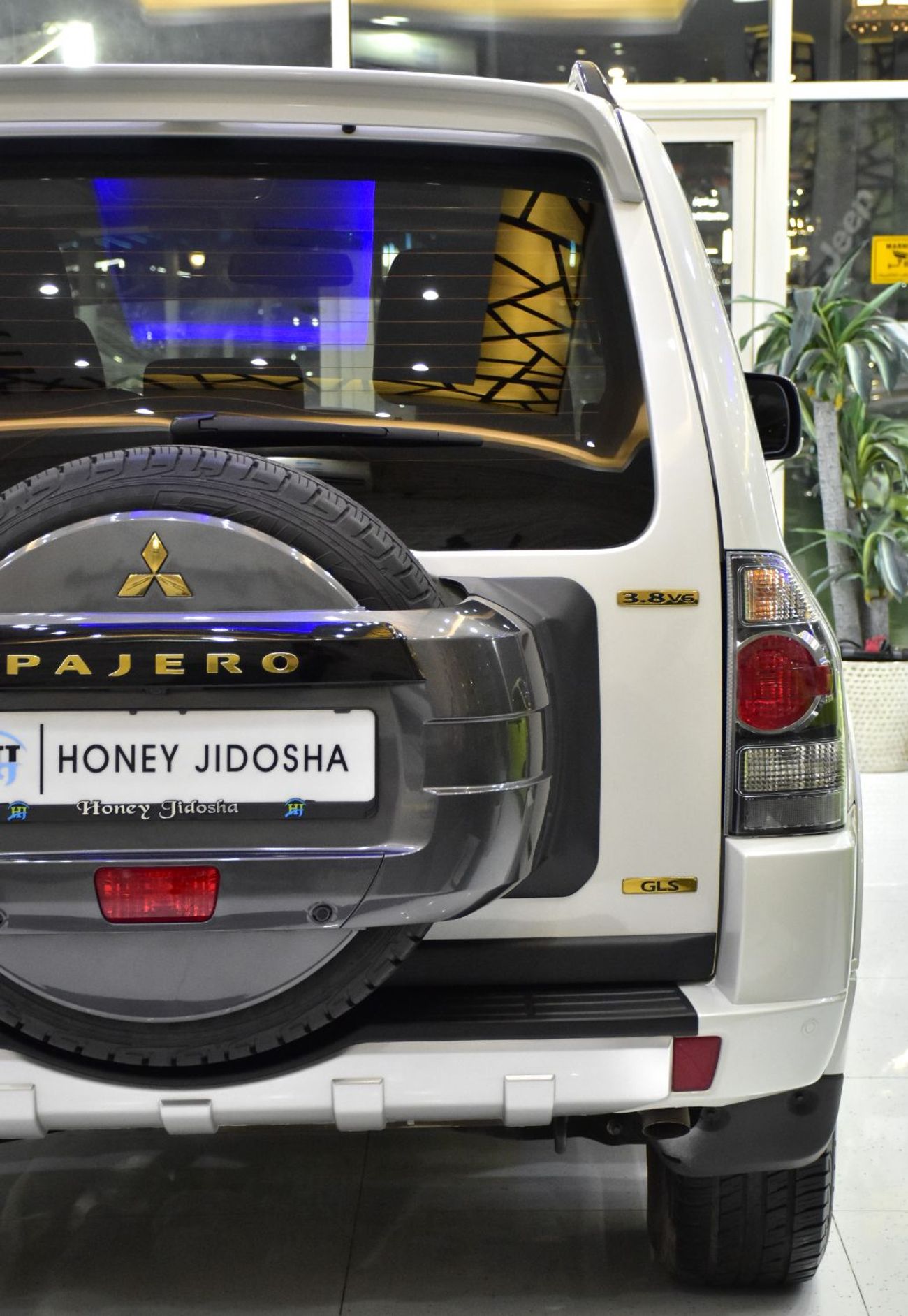 Mitsubishi Pajero EXCELLENT DEAL for our Mitsubishi Pajero GLS 3.8L 3 Doors ( 2018 Model ) in White Color GCC Specs