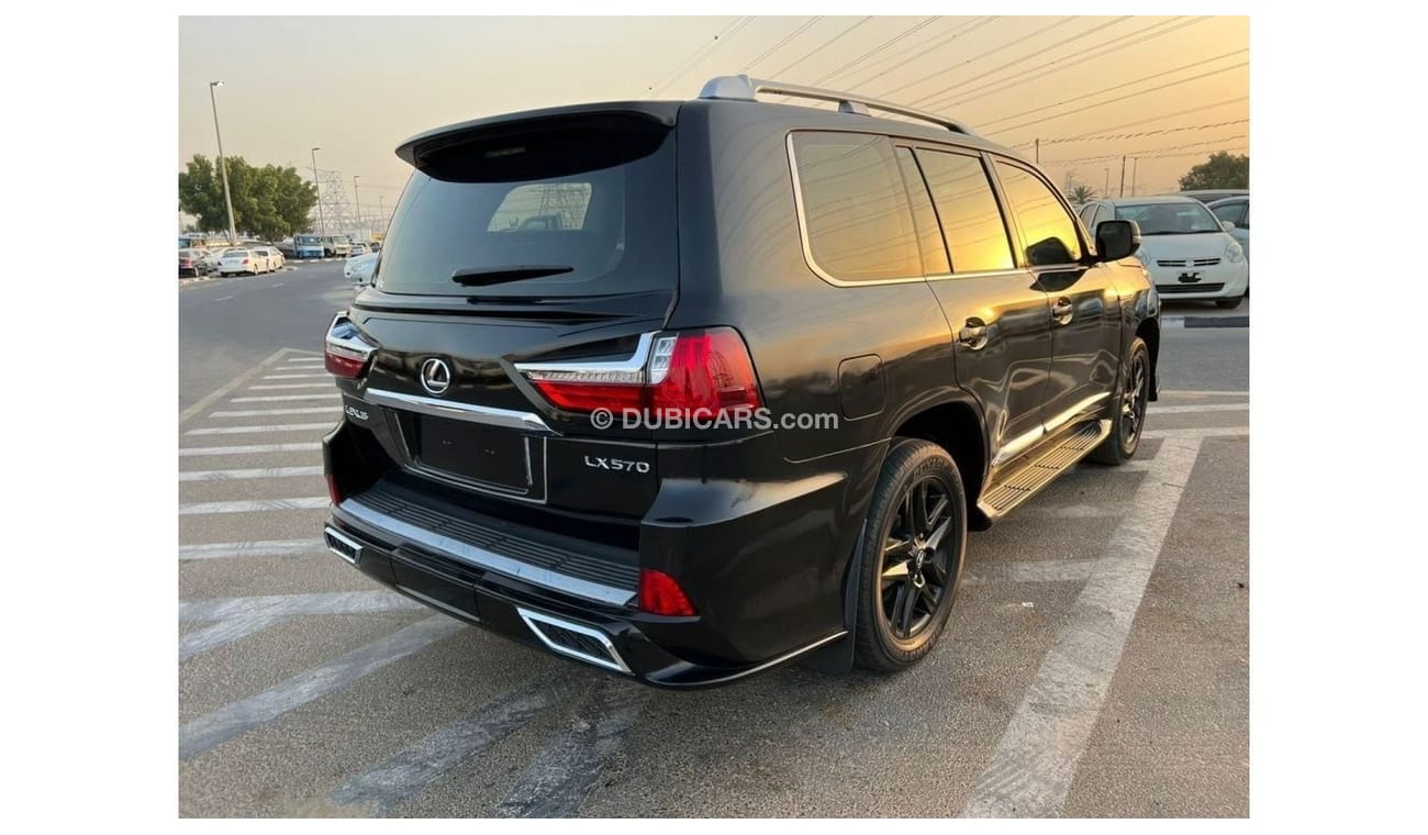 Lexus LX 570 *Offer*2011 Lexus LX570 5.7L V8 With 2021 Modifications GCC Specs No Accident / EXPORT ONLY