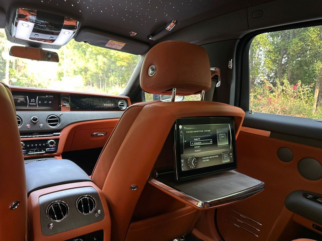 Rolls-Royce Ghost 6.75T Extended Wheelbase | V12 571 HP | GCC Specs | Like New | 4,000 KM