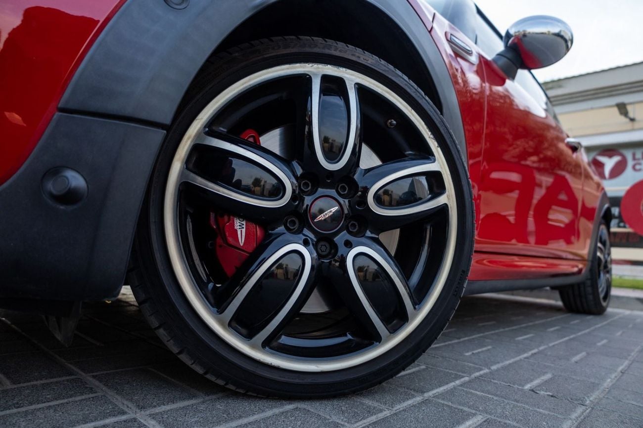 Mini Cooper MINI Hatch John Cooper Works 2018 GCC specs for 952.00 AED monthly