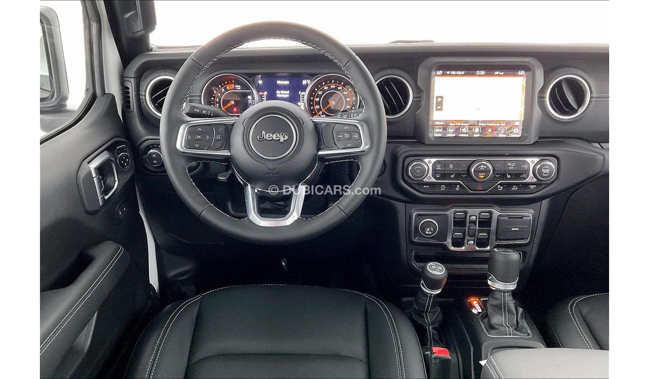 Jeep Wrangler Sahara Plus Unlimited | 1 year free warranty | 0 down payment | 7 day return policy