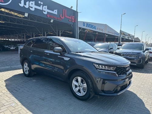 Kia Sorento Kia Sorrento is a source from America in good condition that can be paid in installments on the bank
