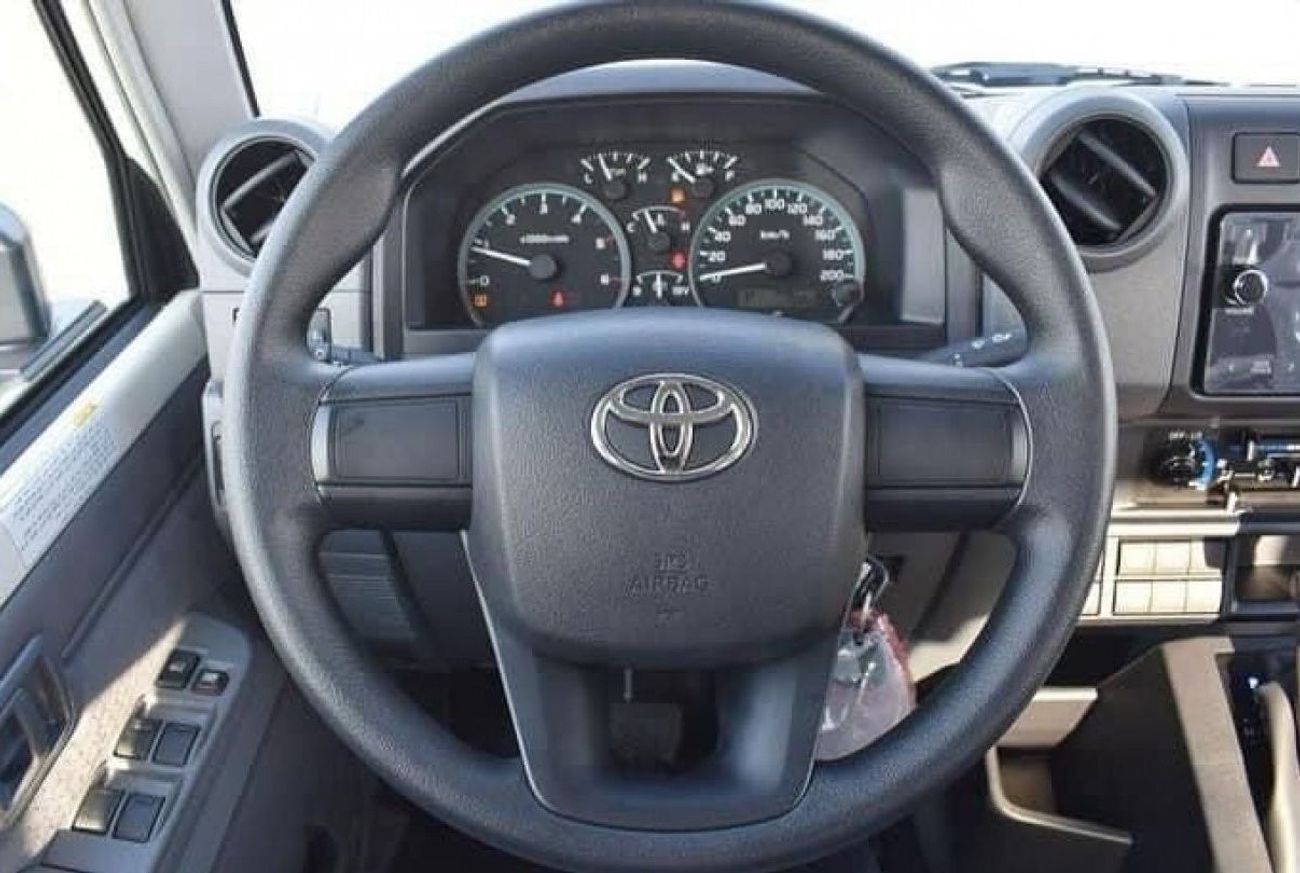 تويوتا لاند كروزر بيك آب LAND CRUISER PICK UP 4.5L DIESEL DC AUTOMATIC ZERO KM