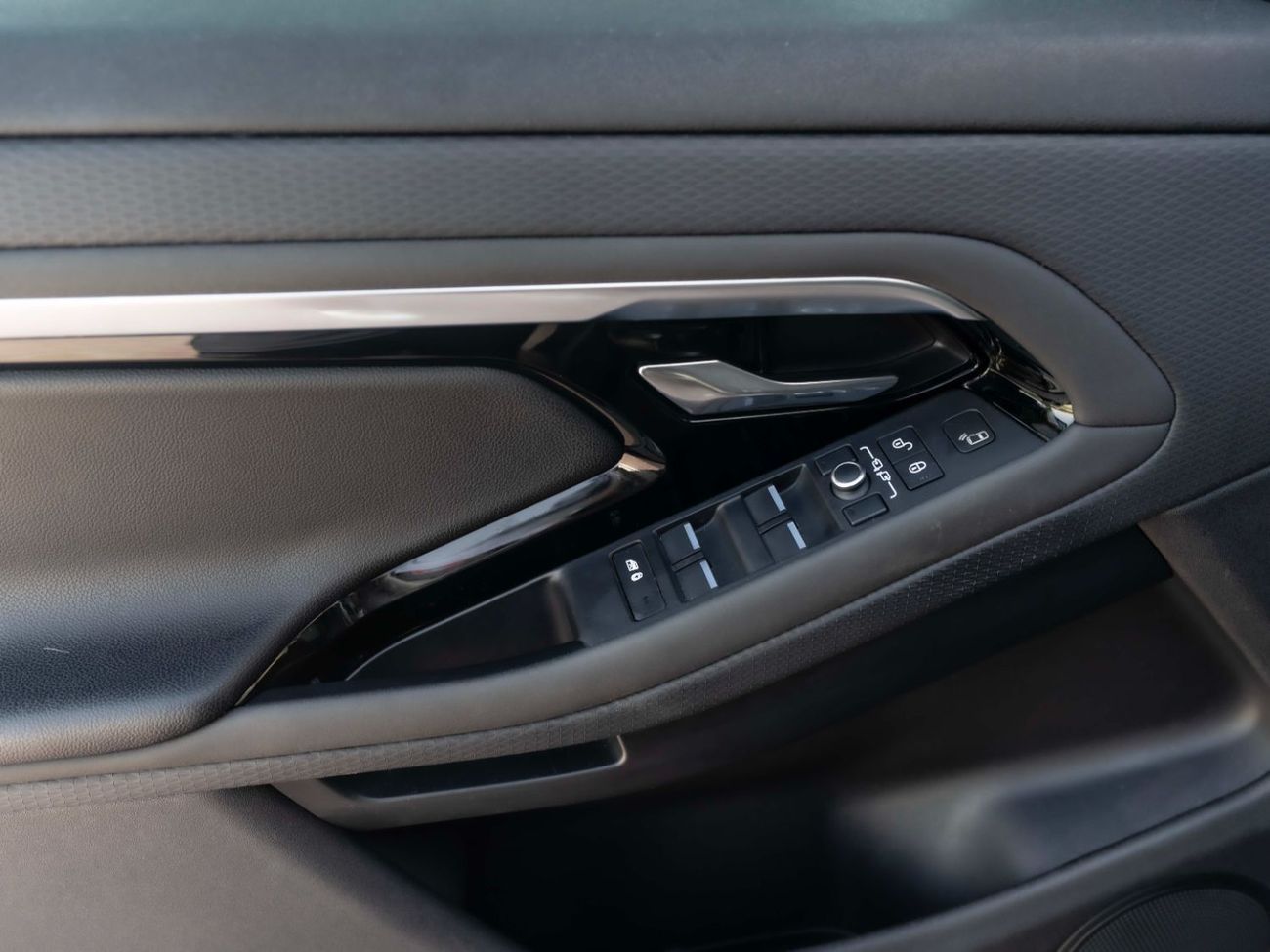 Land Rover Range Rover Evoque P200 HSE 2.0L