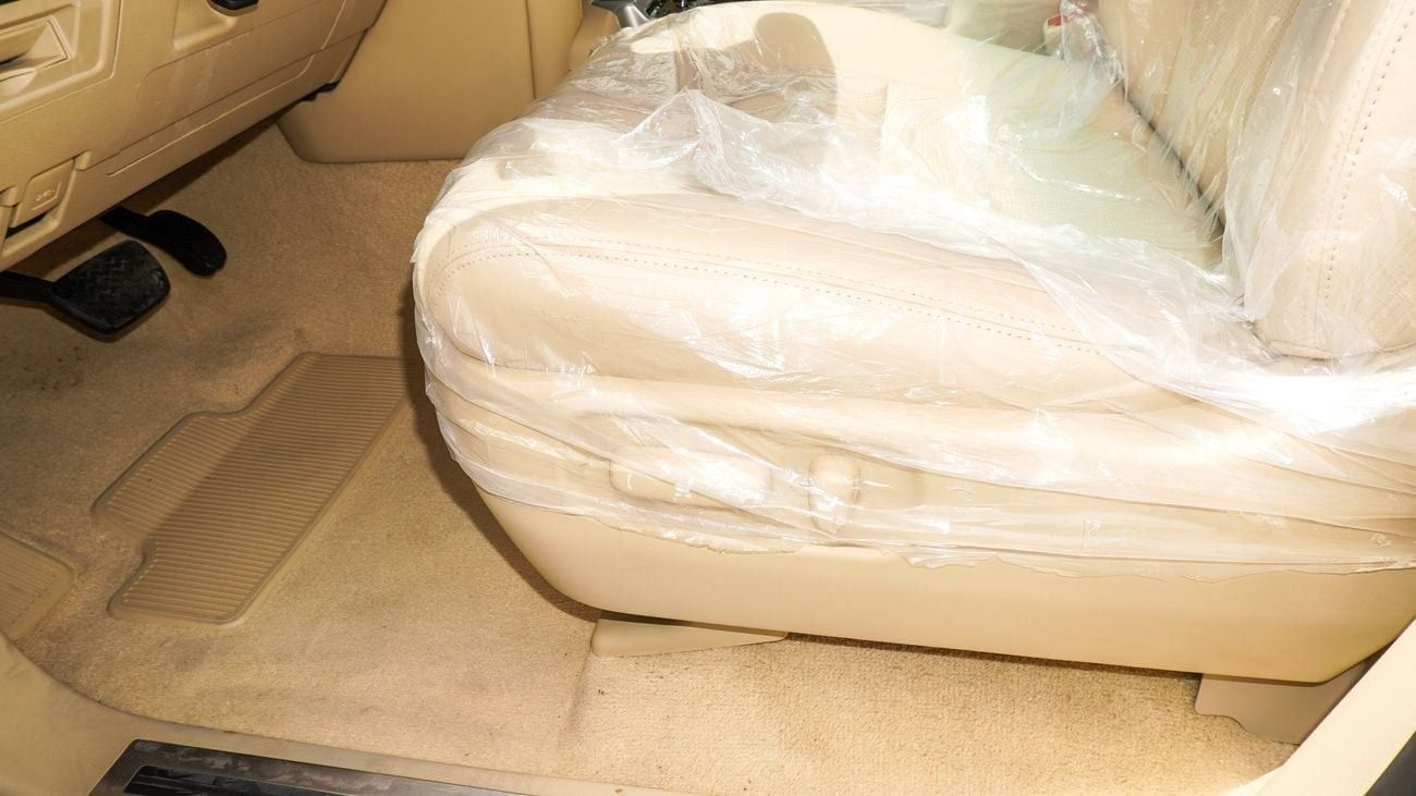 Toyota Land Cruiser EXR V6