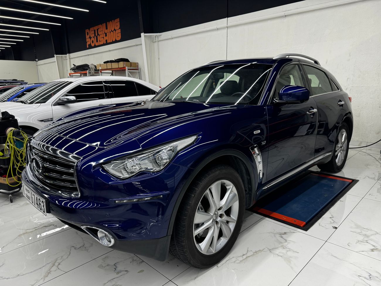 Infiniti QX70 3.7L Full Option