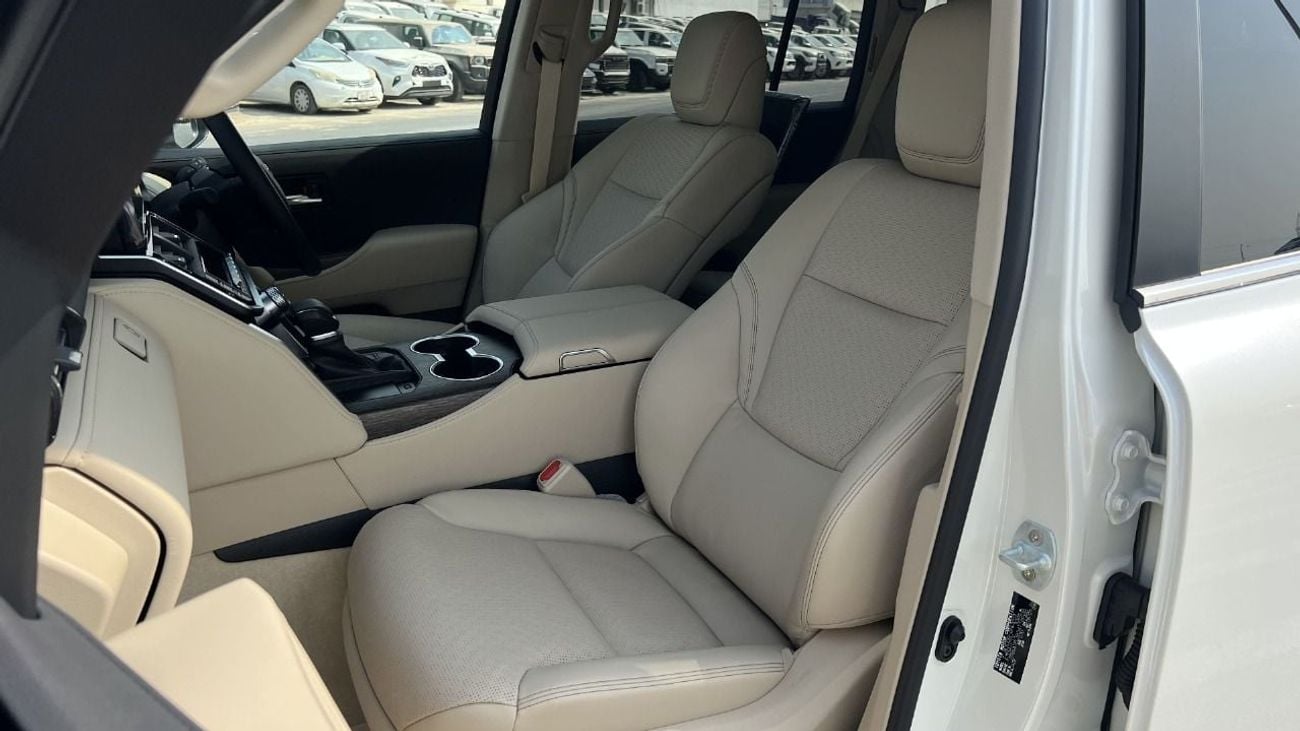 Toyota Land Cruiser SAHARA DIESEL 3.3L 7 SEATS