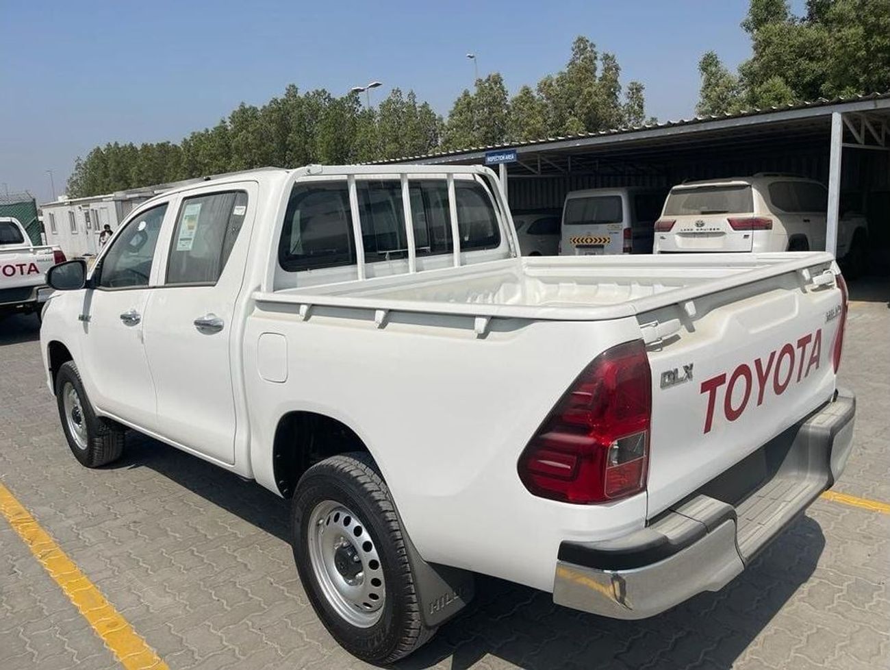 تويوتا هيلوكس 2025 Toyota Hilux DLX-G1 DC 2.4L MT Diesel (Power Window)
