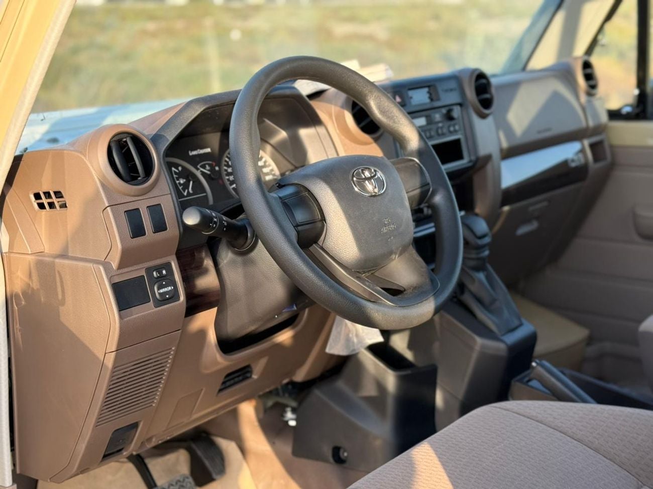 تويوتا لاند كروزر بيك آب