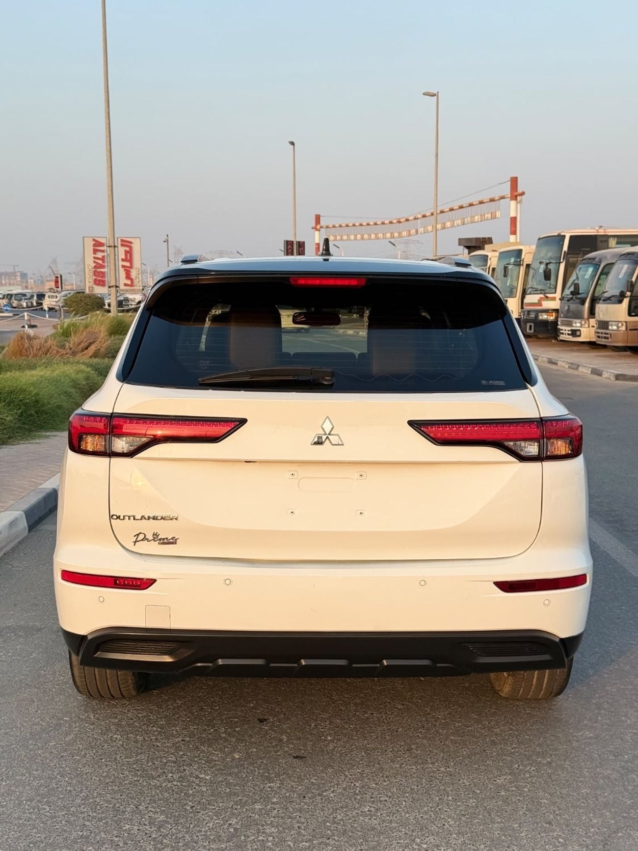 Mitsubishi Outlander PREMIUM LAUNCH EDITION Prime edition H- line 2024 full option