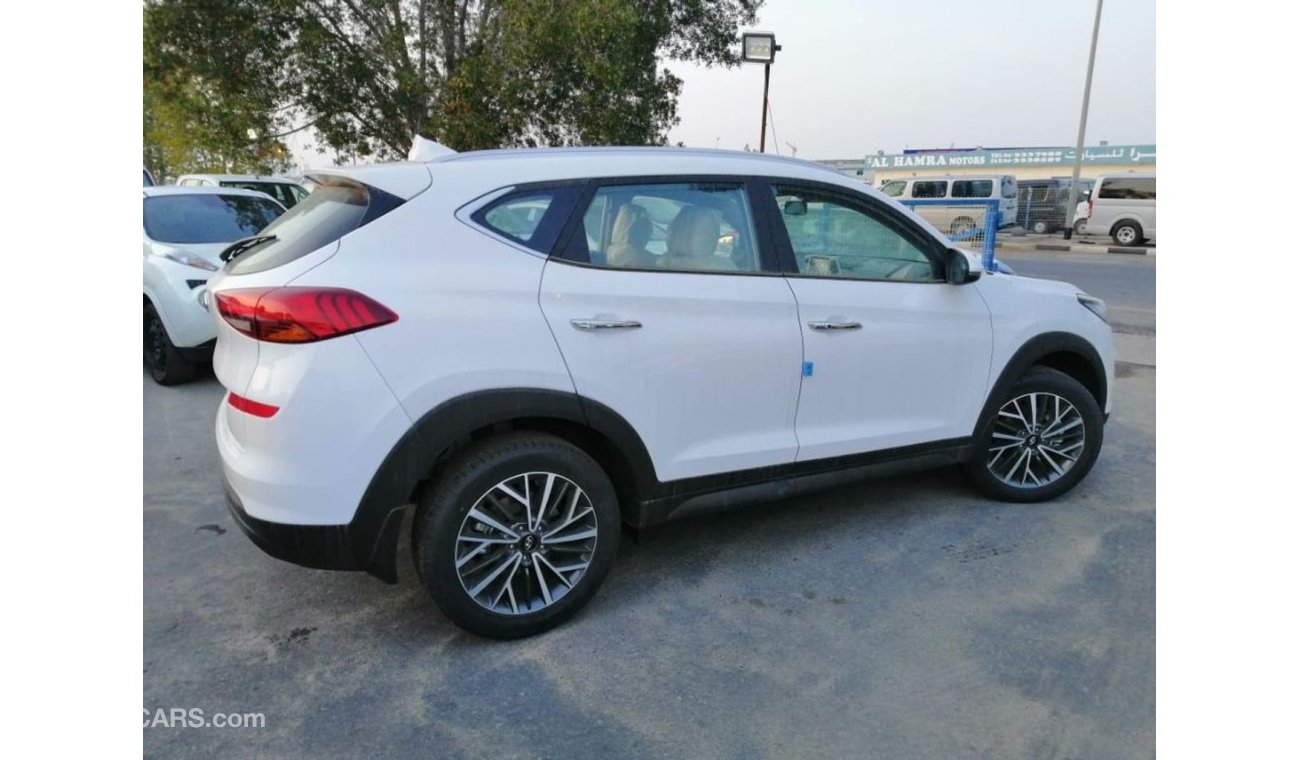 Hyundai Tucson 2.0  with leather seat ,electric seat