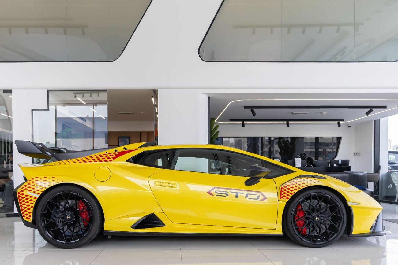 لامبورغيني هوراكان Lamborghini Huracan STO | Warranty Available | 2022