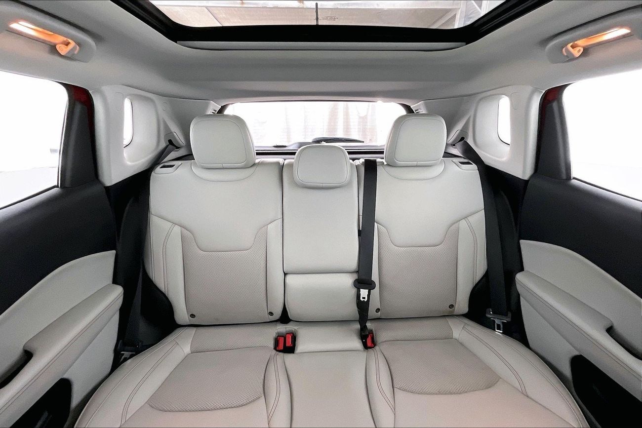 Chevrolet Captiva Premier | 1 year free warranty | 0 Down Payment