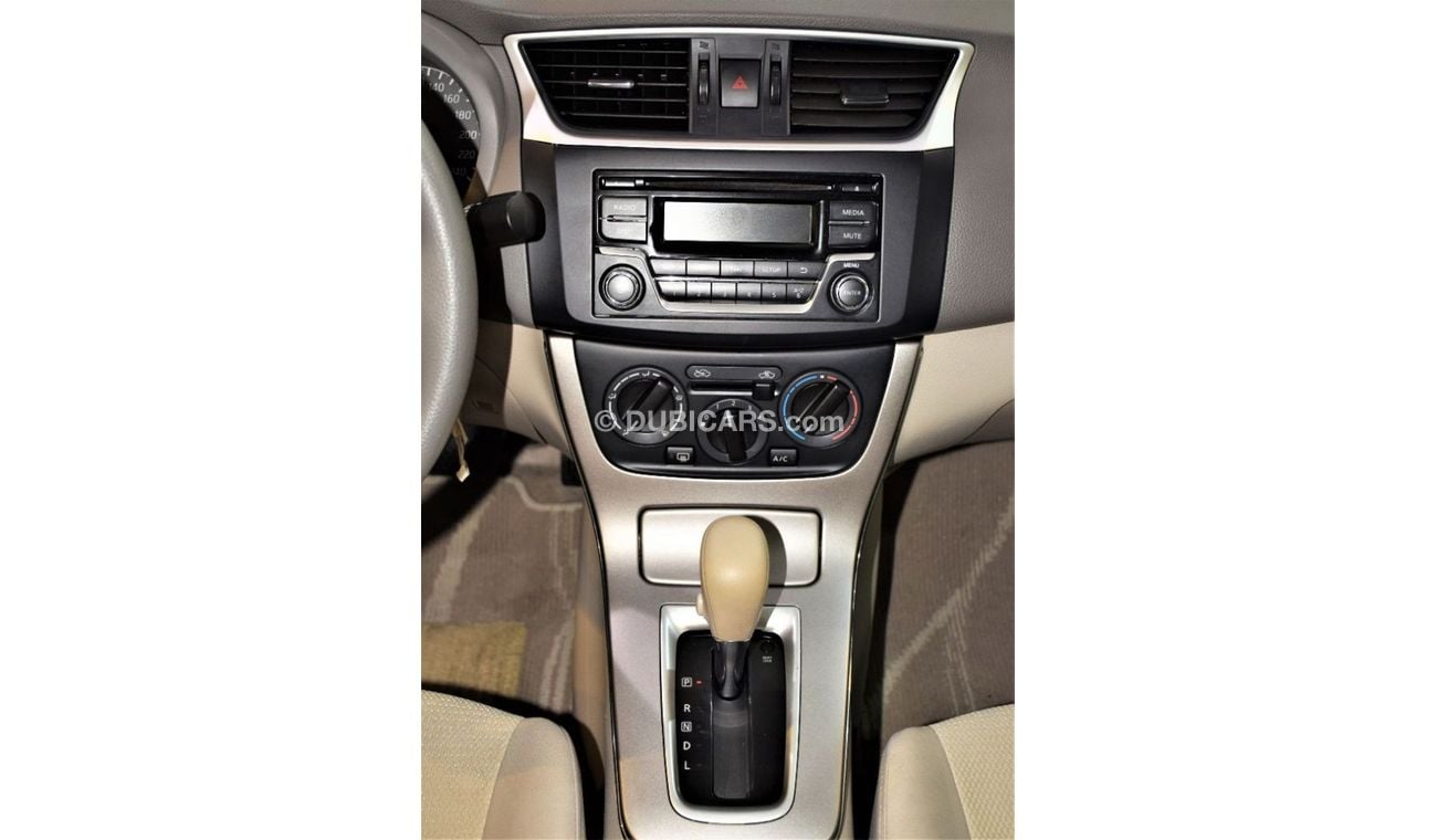 Nissan Sentra ORIGINAL PAINT ( صبغ وكاله ) FULL SERVICE HISTORY Nissan Sentra 2017 Model!! White Color! GCC Specs