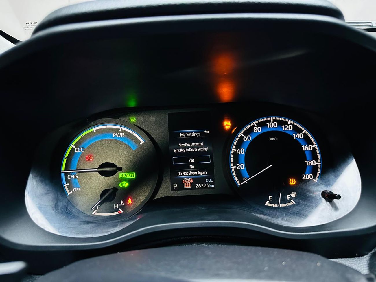 تويوتا إينوفا 2.0L HyCross 7S Hybrid