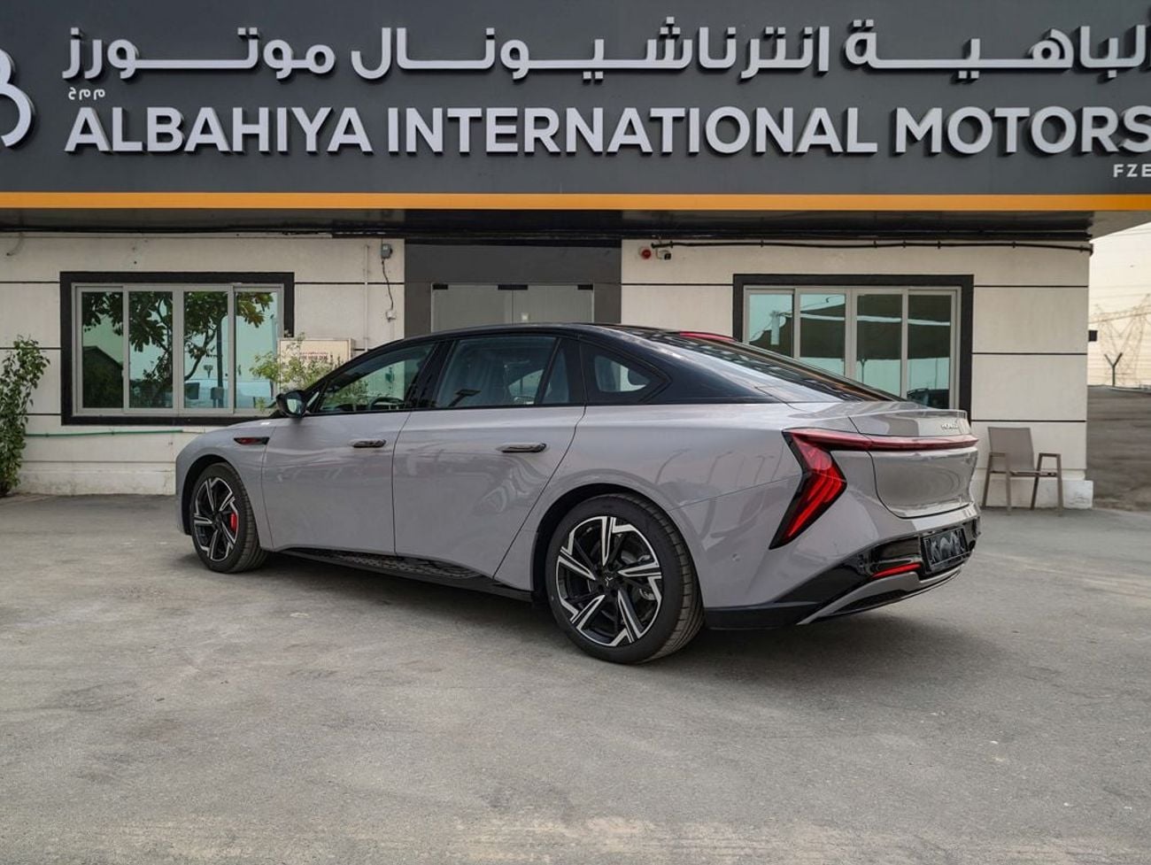 HONGQI Eh7 85 KWH AWD (NON GCC)