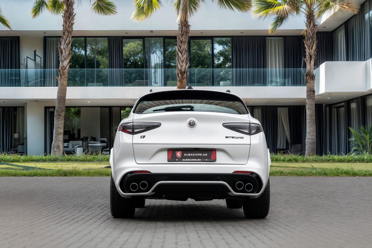 ألفا روميو ستيلفيو Stelvio Quadrifoglio | 3,134 P.M | 0% Downpayment | Perfect Condition! | Ramadan Offer!