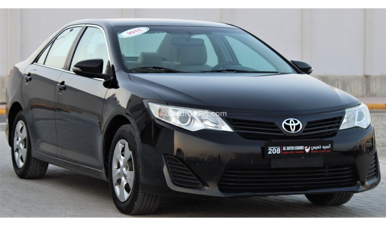 تويوتا كامري تويوتا كامري 2015 خليجي بحالة ممتازة بدون حوادث نظيفه جدا من الداخل والخارج