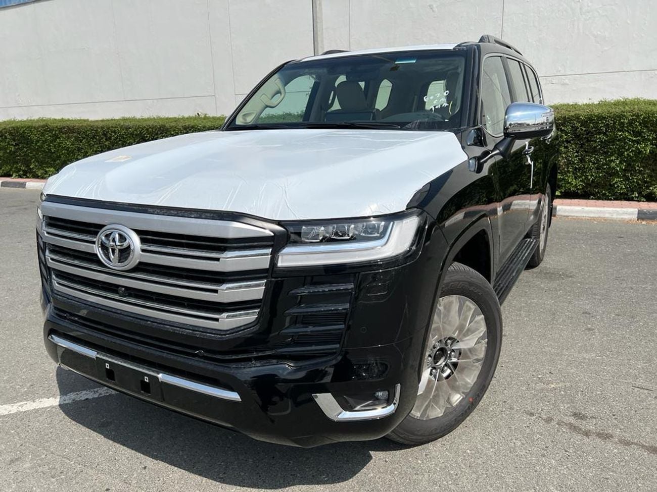 Toyota Land Cruiser 2025 Toyota Land Cruiser LC300 VX 3.5L V6 Twin Turbo Petrol A/T 4WD Export Only