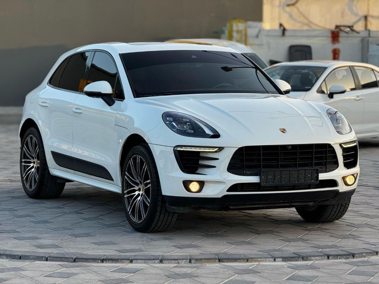 بورش ماكان Std 2.0L (260 HP)