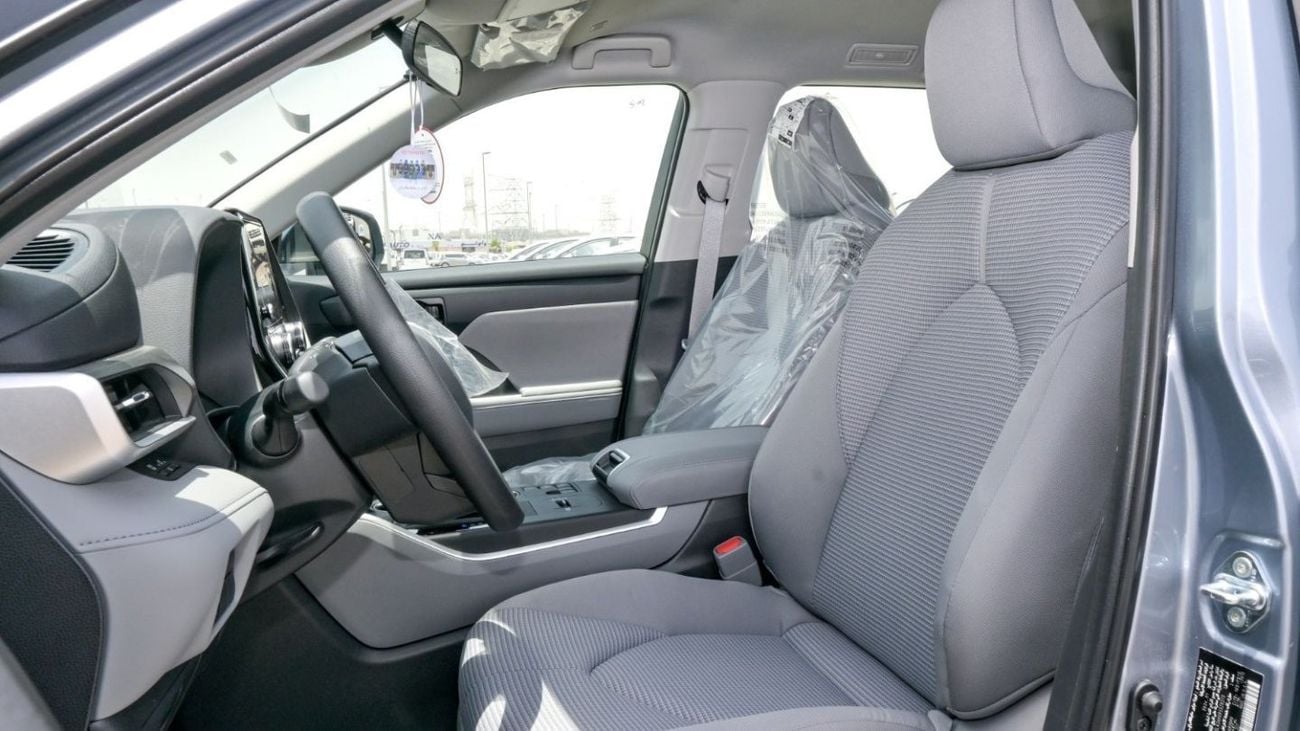 Toyota Highlander Toyota Highlander LE 2.5L Standard Hybrid - 2024 (Export)