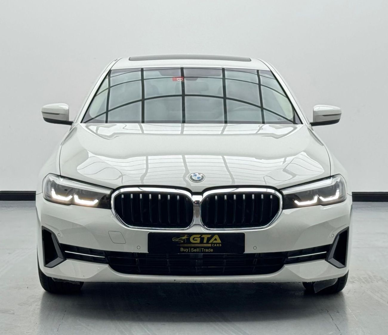 بي أم دبليو 520i Std 2.0L 2021 BMW 520i, BMW Service History, BMW Warranty & Service Contract, Excellent Condition, G