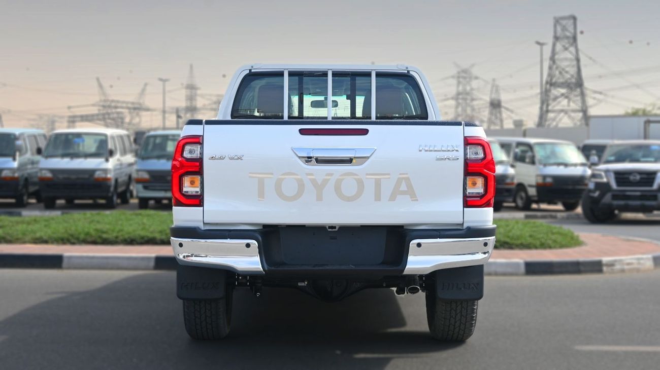 تويوتا هيلوكس تويوتا هيلوكس TOYOTA HILUX 4.0L V6 PETROL DC AT 2025
