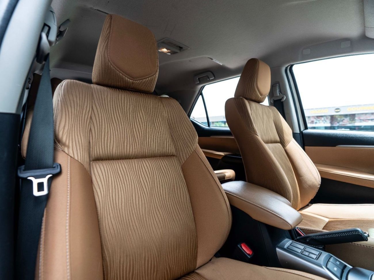 Toyota Fortuner GXR 4.0L (278 HP)