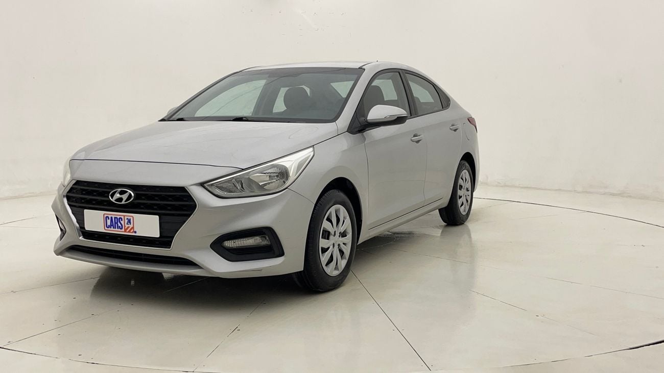 هيونداي أكسنت GL 1.6 | بدون دفعة مقدمة | اختبار القيادة في المنزل