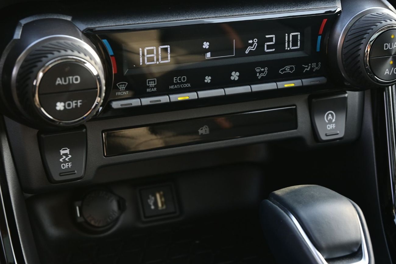 Toyota Wildlander Toyota Wildlander 2.0L Petrol AWD, Model 2025, Color White