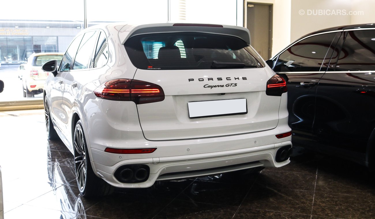 Porsche Cayenne GTS