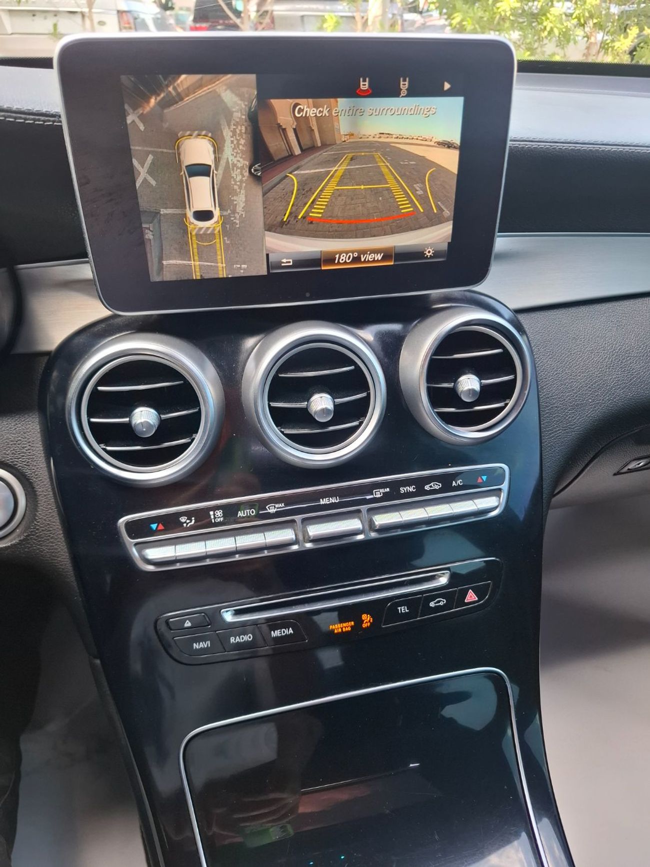 مرسيدس بنز GLC كوبيه 200 مرسيدس  glc 220 2018 فل