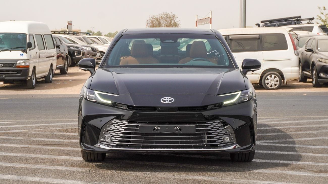 Toyota Camry LIMITED 2.5L HEV HYBRID