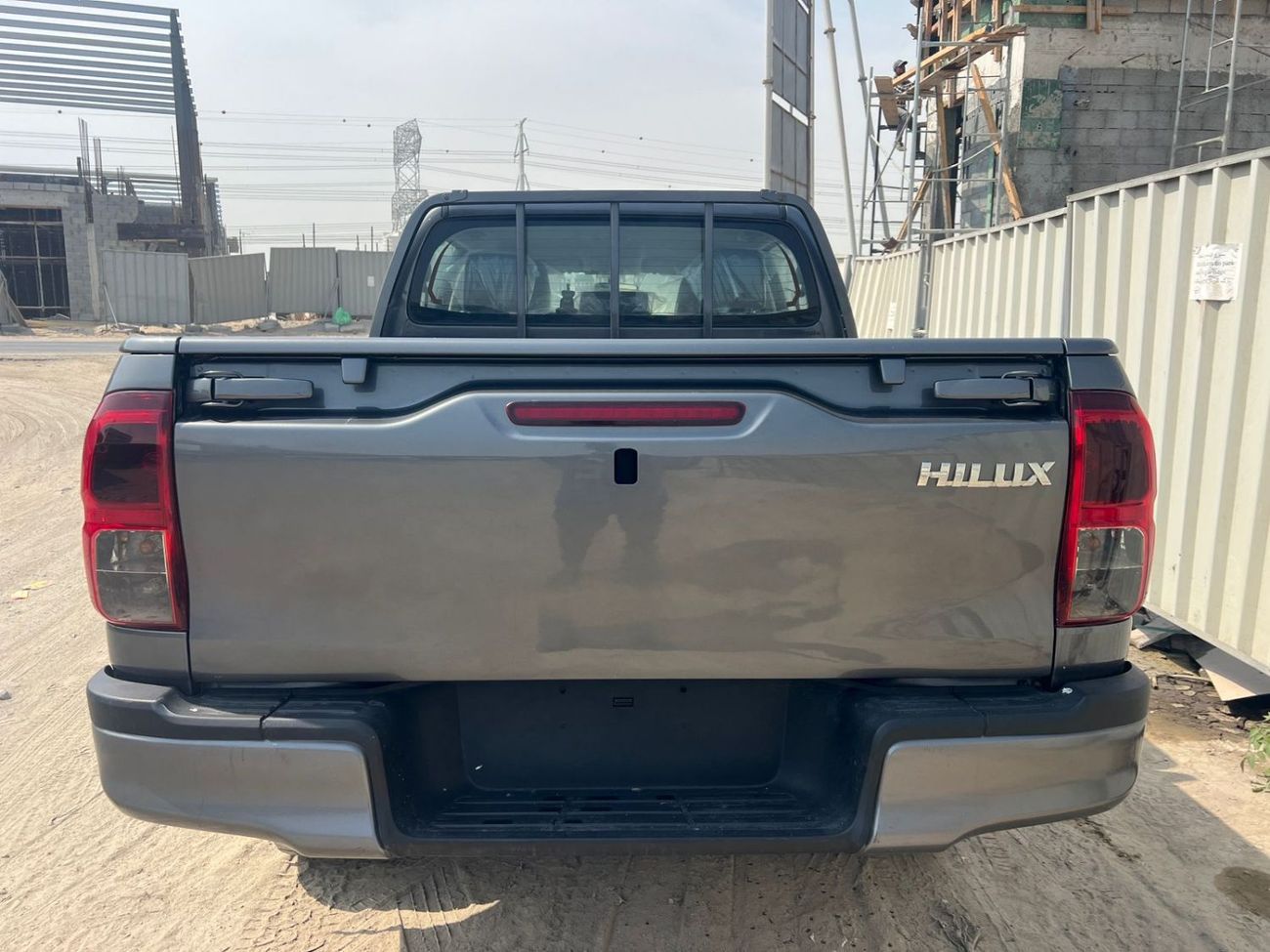 Toyota Hilux DIESEL 2.8L RIGHT HAND MANUAL GEAR YEAR 2017