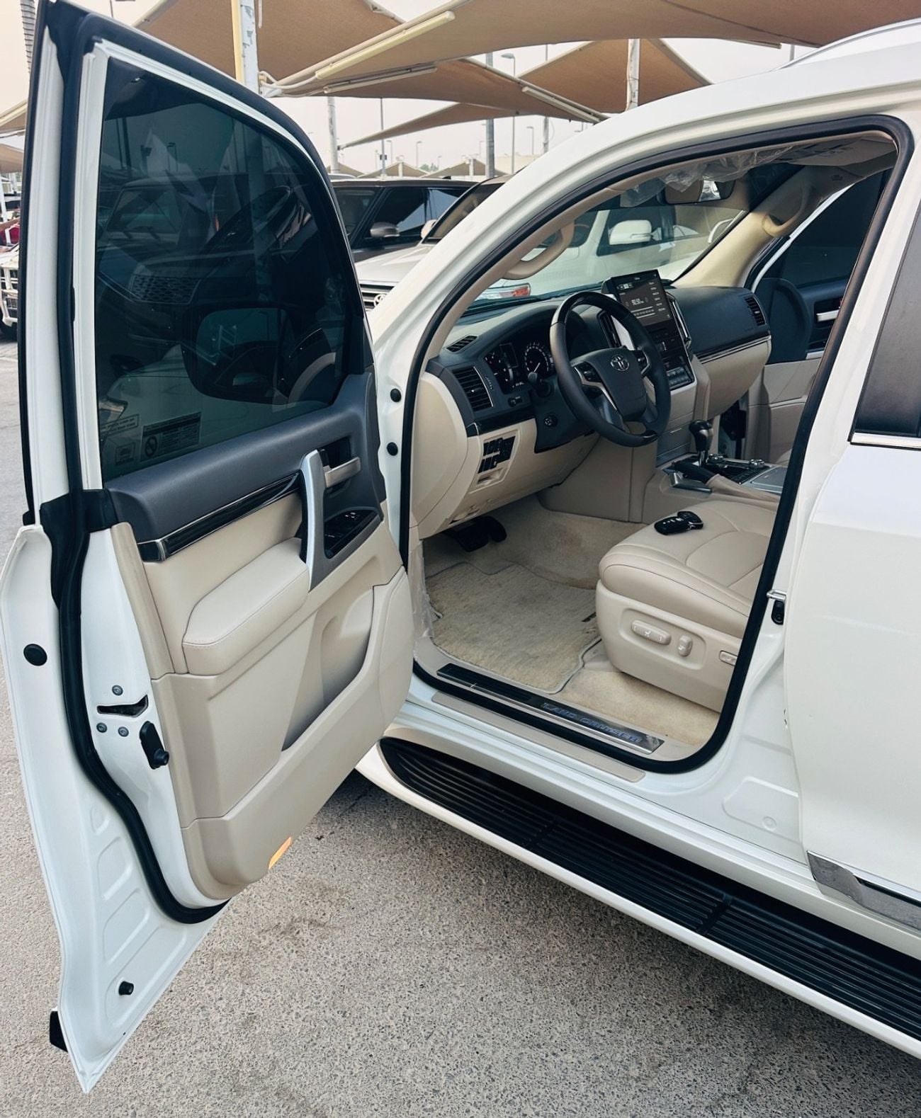 Toyota Land Cruiser VXR