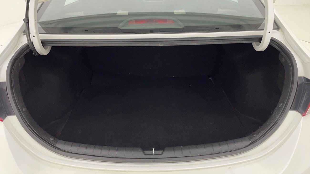 هيونداي أكسنت GL 1.6 | بدون دفعة مقدمة | اختبار القيادة في المنزل