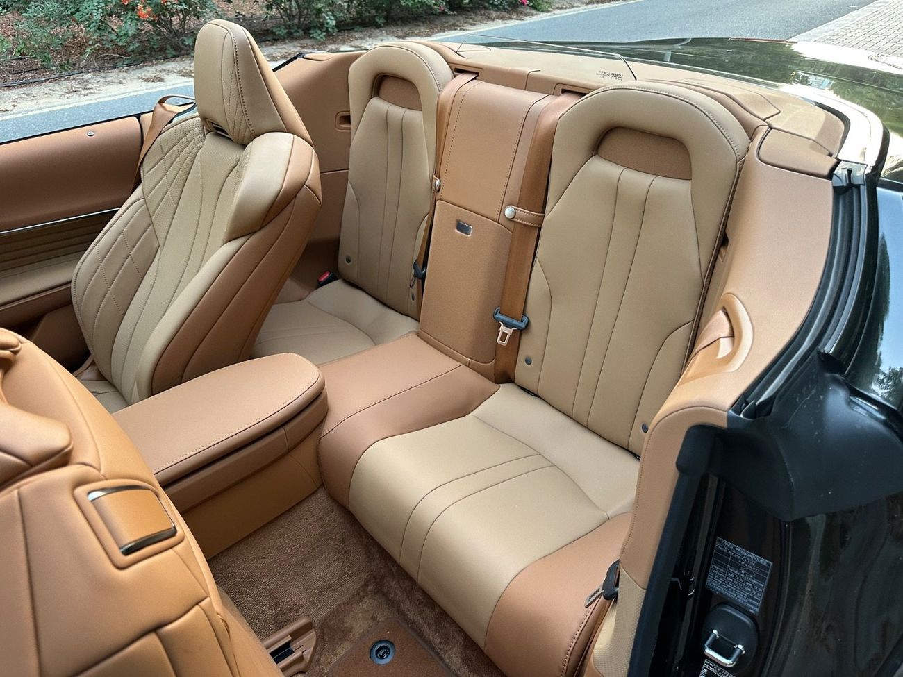 لكزس LC500 كابريوليه Titanium  5.0L