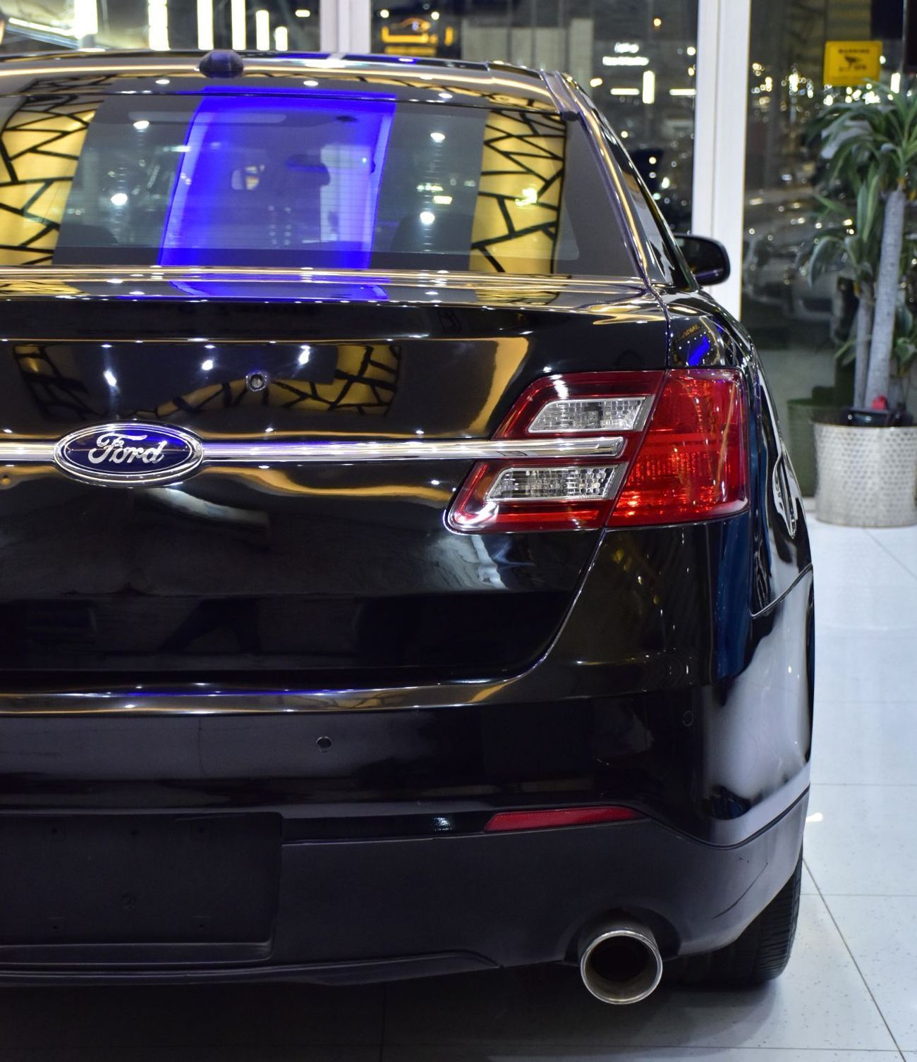 Ford Taurus EXCELLENT DEAL for our Ford Taurus ( 2015 Model ) in Black Color American Specs