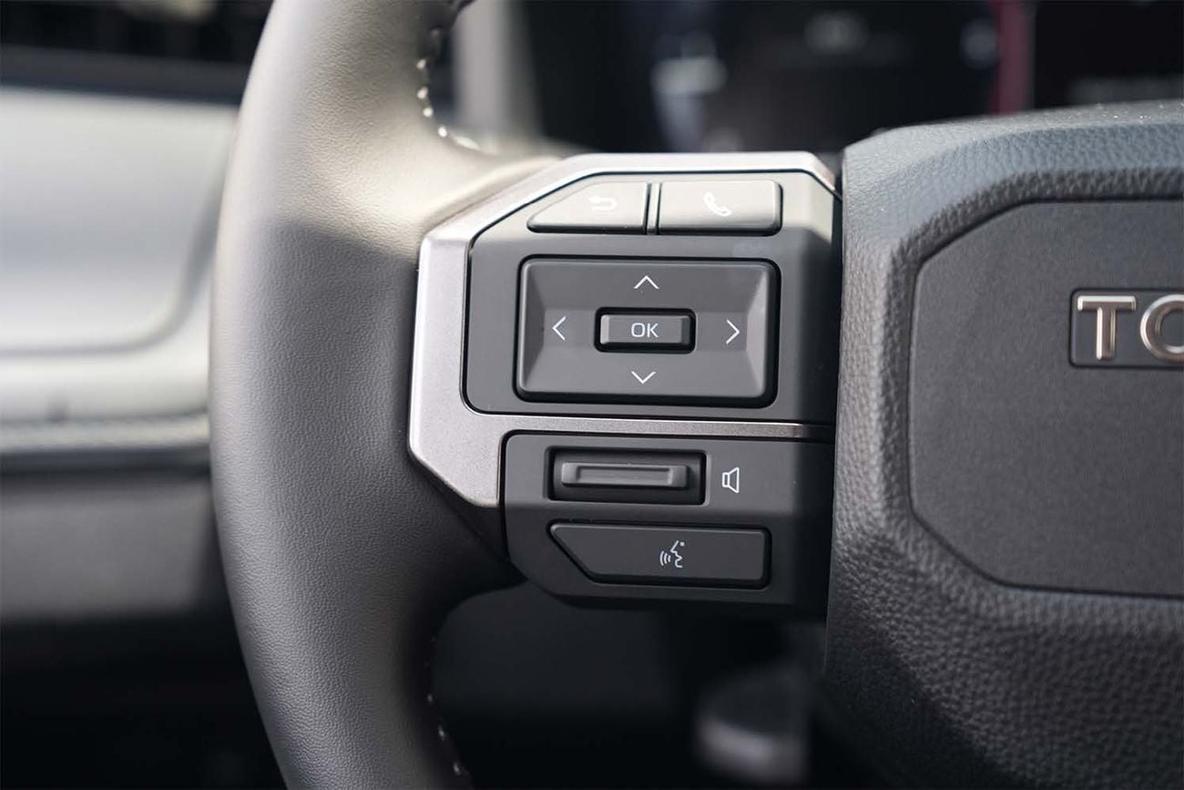 Toyota Hilux ADVENTURE 2026 Toyota Hilux Travo 2.8L Diesel 4x4 Automatic — Thailand Specs