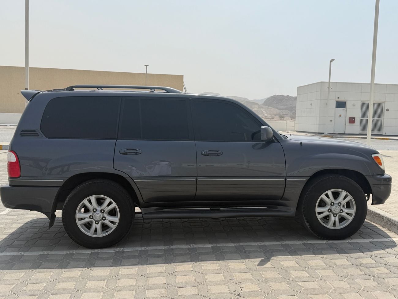 لكزس LX 470 NAVIGATION