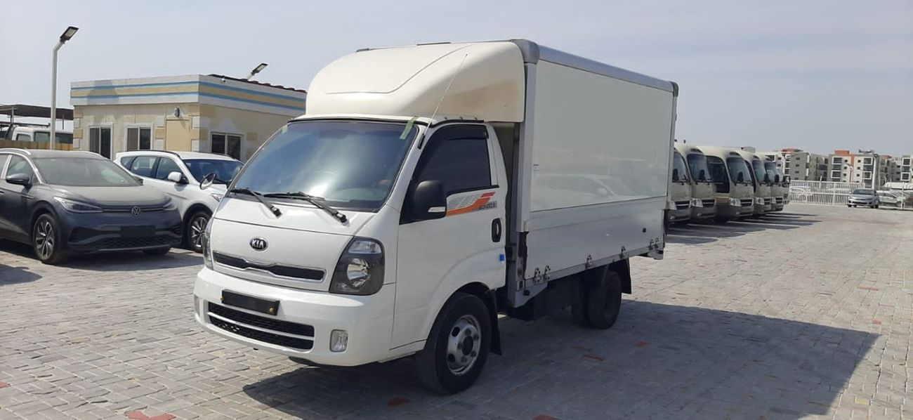 Used Kia Bongo 2019 for sale in Dubai 610975