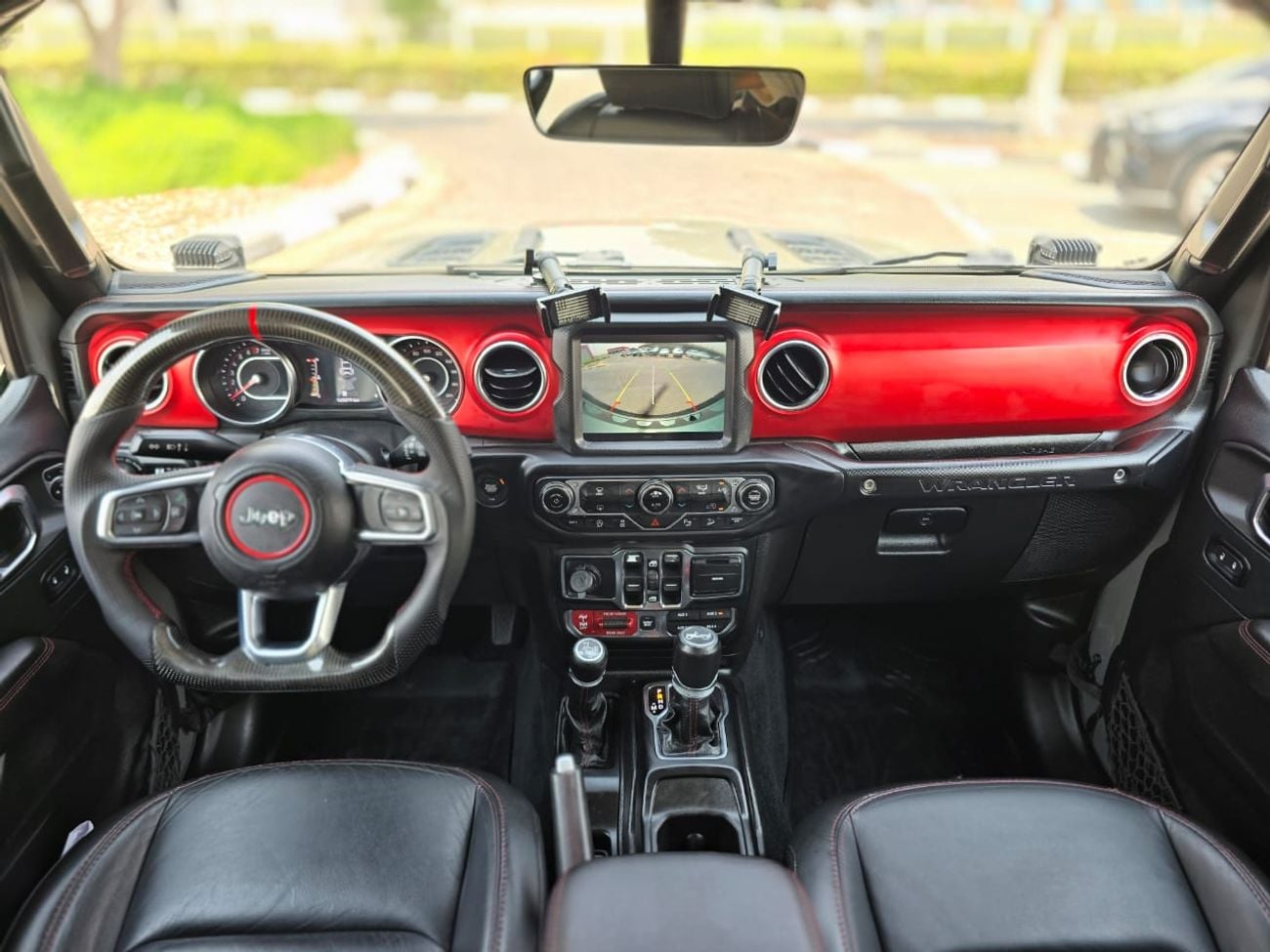 Jeep Wrangler Unlimited RUBICON 2019 GCC WELL MAINTAINED SINGLE OWNER IN MINT CONDITION