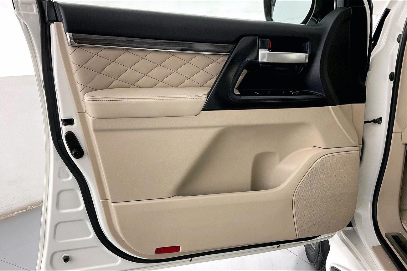 تويوتا كورولا XLI | ضمان مجاني لمدة عام | 0 دفعة أولى