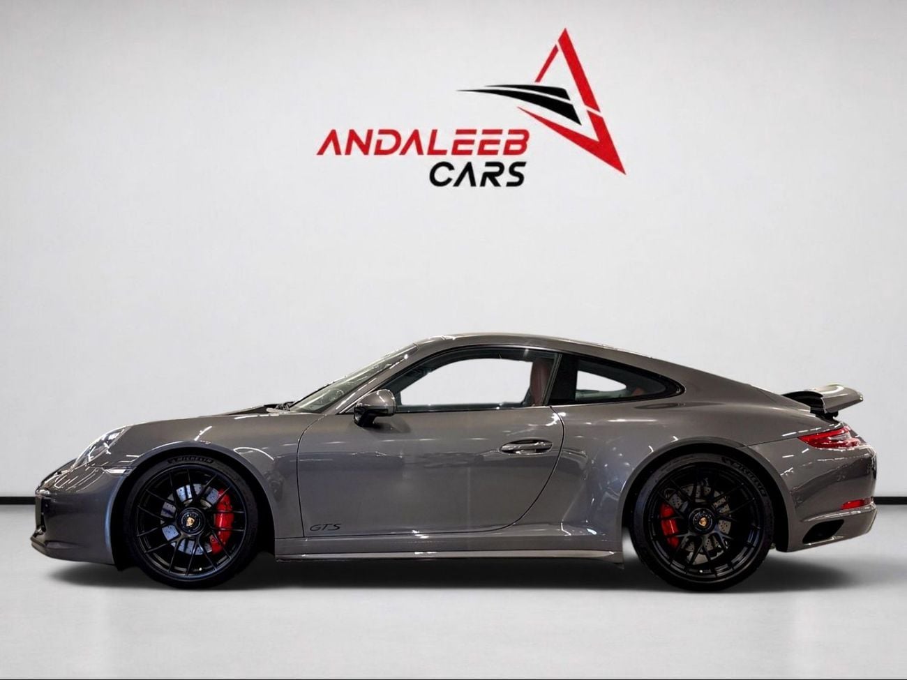Porsche 911 AED 14,330 P.M | 0% DOWN PAYMENT | PORSCHE 911 CARRERA GTS (991.2) | 3.0L TWIN-TURBO – 450 HP | 2019