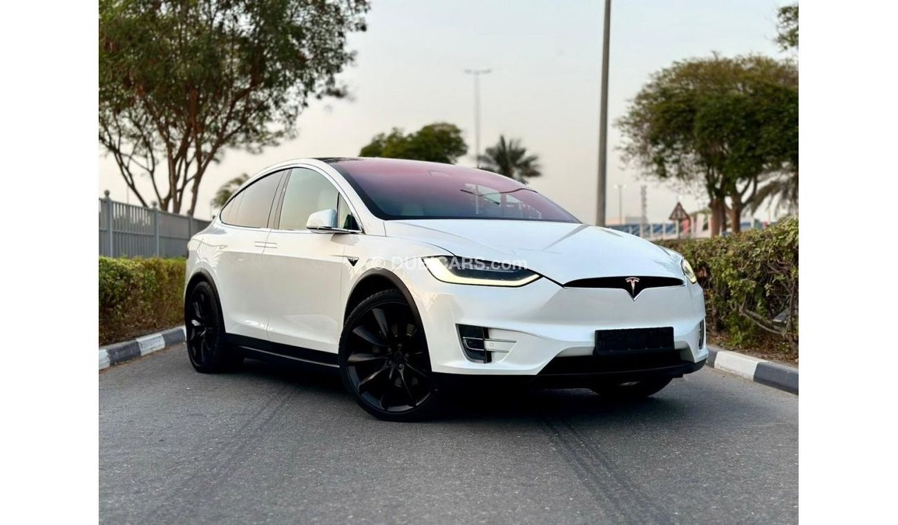 Tesla Model X 90D original paint, clean car, GCC