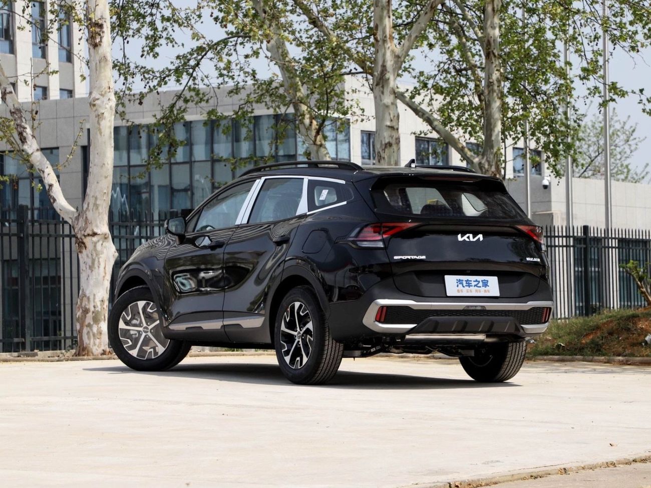 Kia Sportage 2025 KIA SPORTAGE 1.5L PREMIUM FULL OPTION WITH RADAR,WIRELESS CHARGER,POWER TRUNK,ELECTRIC SEAT,360