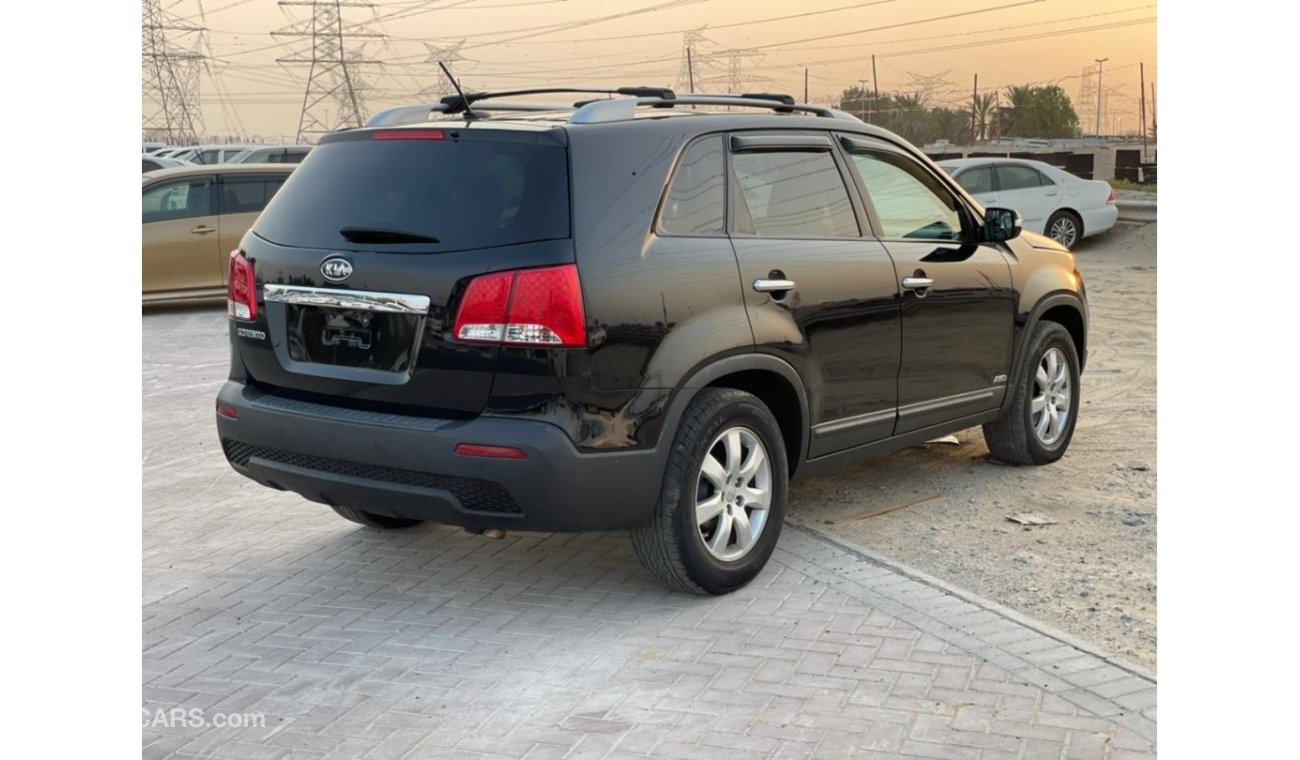 كيا سورينتو 2013 KIA SORENTO / MID OPTION